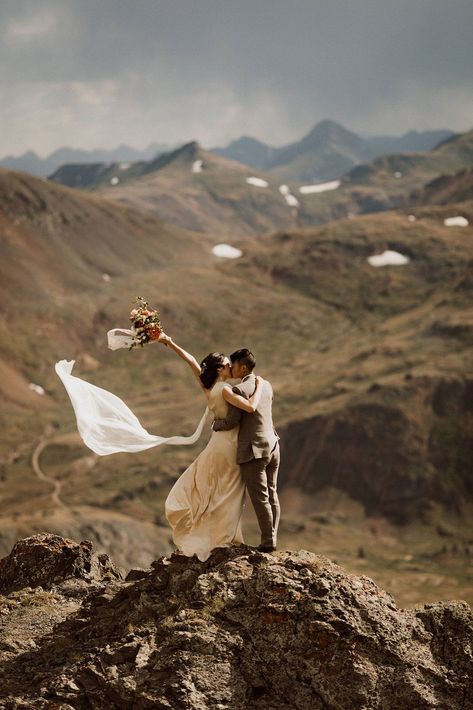 Mountain Wedding Aesthetic, Elopement Portraits, Mountain Top Elopement, Rocky Mountain Elopement, Colorado Rocky Mountains, Colorado Cabins, Elopement Planner, Elopement Shoot, Southwest Colorado