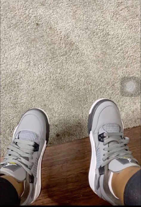 Cool Grey 4s, Balenciaga Shoes Mens, Grey 4s, Trendy Shoes Sneakers, Pretty Shoes Sneakers, Jordan Shoes Girls, Jordan 4s, Jordan Shoes Retro, All Nike Shoes