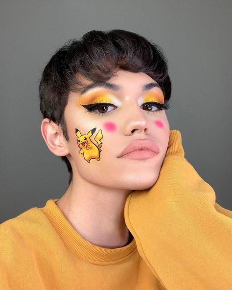 Pikachu Face Paint, Pikachu Makeup, Pokemon Makeup, Eye Makeup Images, Baby Shower Cakes Girl, Graphic Eyeliner, Halloween Makeup Inspiration, Make Up Inspo, Crazy Makeup