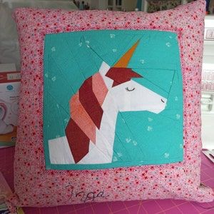 Paper Piecing Patterns Free Printables, Paper Piecing Patterns Free, Paper Pieced Patterns, Free Paper Piecing Patterns, Butterfly Quilt, Unicorn Pattern, Foundation Piecing, Paper Piecing Patterns, Tote Pattern