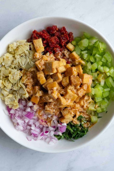 Easy Marinated Tofu Salad Marinated Tofu Salad, Low Carb Lettuce Wraps, Protein Toast, Salad Jar Recipe, Vegan Feta Cheese, Feta Cheese Salad, Tofu Salad, Marinated Tofu, More Protein