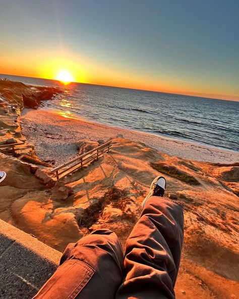 sunset aesthetic jordans cargo summer beach san diego happy Summer In San Diego, Downtown San Diego Aesthetic, San Diego Vibes, Aesthetic Jordans, Max Monroe, San Diego Aesthetic, Cali Summer, Port Dickson, San Diego City