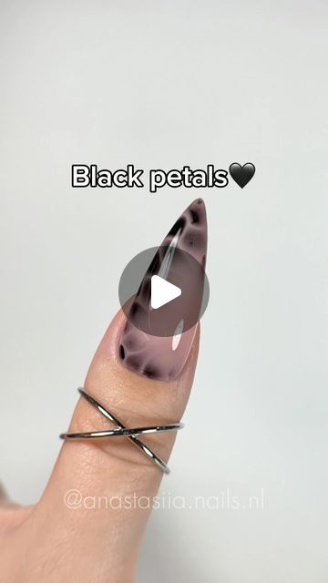 Anastasiia Zholudieva on Instagram: "In this video, I demonstrate how to create a unique design using 🌸 blooming gel and 🖤 black gel polish. I place black dots on a fresh layer of blooming gel, which spread out to form petal-like shapes. This simple yet stunning design is perfect for adding a touch of creativity and flow to your manicure.

#nailart #bloominggel #blackpetals #gelpolish #naildesign #creativenails #manicure #nailtutorial" How To Do Blooming Gel, Nail Art Blooming Gel, Blooming Gel Nail Art Ideas, Blooming Gel Nail Art Tutorial, Petals Nail Art, Blooming Gel Designs, Blooming Nail Art, Blooming Gel Nails, Blooming Gel Nail Art