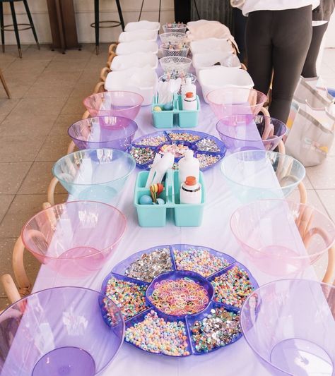 Kids Craft Tables, Taylor Swift Birthday Party Ideas, Slime Birthday, Picnic Birthday Party, Cookie Decorating Party, Slime Party, Picnic Birthday, Disney Princess Birthday, 10th Birthday Parties