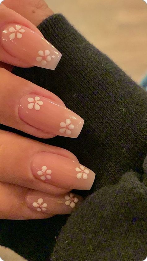 Simple Toe Nails, Paznokcie Hello Kitty, Simple Spring Nails, Animal Print Nails, Best Nail Art Designs, Nails 2021, Spring Nail Art, Nagel Inspo, Toe Nail Art