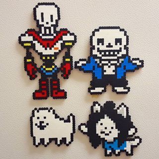 Matt (@perlpop) • Instagram photos and videos Undertale Perler Beads, Grille Pixel Art, Art Skeleton, Sans Papyrus, Game Decor, Pokemon Perler Beads, Video Game Decor, Art Pixel, Art Perle