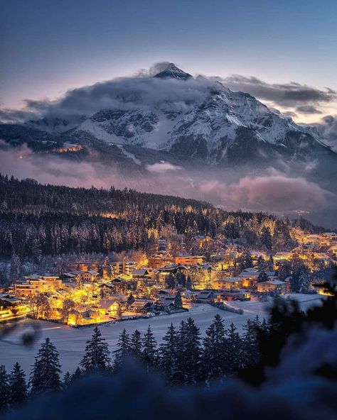 Zakopane Winter, Switzerland In Winter, Elegant Winter Wedding, Winter Landscapes, Wallpaper Sky, Iphone Wallpaper Sky, Zakopane, Winter Wallpaper, Mountain Retreat