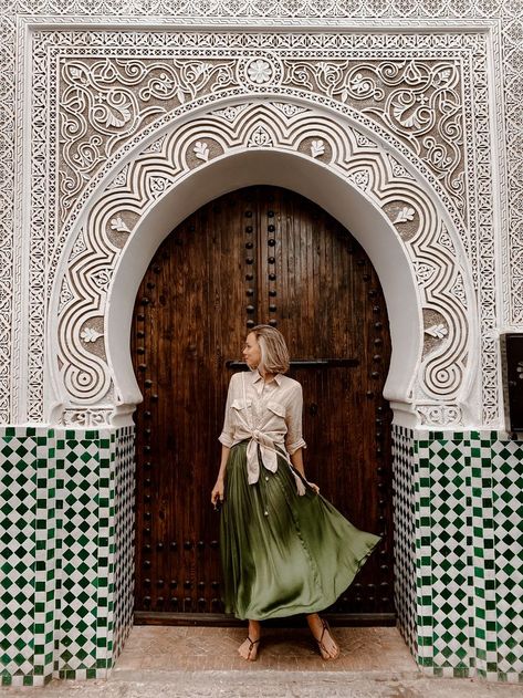 Morocco Desert Outfit, Middle Eastern Outfits, Marocco Outfits, Marrakesh Outfit, Morocco Outfits, Blundstone Outfits, Morocco Travel Outfit, Dubai Ootd, Desert Outfit