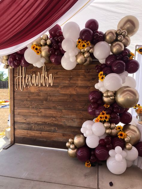 Vaquero Backdrop, Fall Bday Decorations, Western Graduation Party Decor, Sweet 16 Party Ideas November, Graduation Wood Backdrop, Sweet 16 Party Fall Theme, Sweet Sixteen Fall Party Ideas, Sunflower 50th Birthday Party, Sweet 16 Cowboy Theme