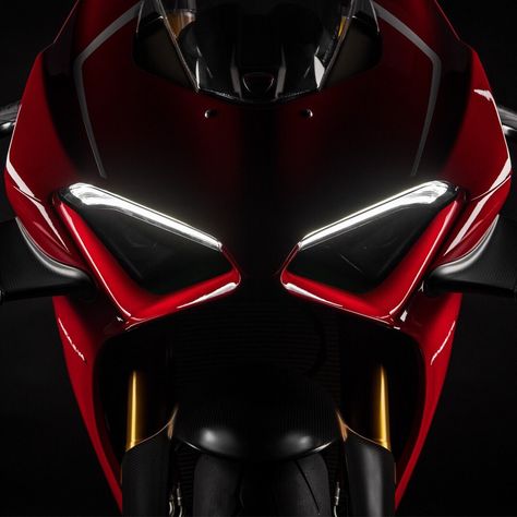 Eye cacthy! V4R Ducati V4r Wallpaper, Ducati Panigale V4r, Cristiano Ronaldo Hd Wallpapers, Moto Wallpapers, If Looks Could Kill, Xe Ducati, Ducati 1199 Panigale, Luxury Jets, Motorcycle Illustration