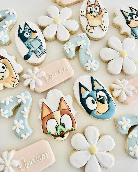 Bluey Themed Desserts, Bluey Birthday Cookies For Girl, Bluey Birthday Party Neutral, Bluey Themed Cookies, Bluey Daisy Party, Bluey Cookies Birthday, Bluey Sugar Cookie, Bluey Dessert Table, Bluey Cookies For Girl