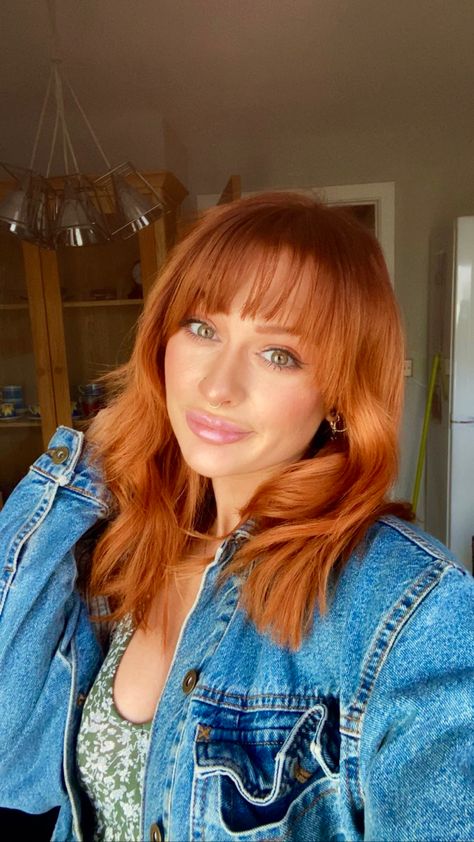 Copper Hair Bob With Bangs, Copper Hair With Fringe Bangs, Copper Lob With Fringe, Red Hair Lob With Bangs, Copper Fringe Hair, Copper Hair Color With Bangs, Red Lob With Bangs, Copper Short Hair With Bangs, Auburn Copper Hair Short