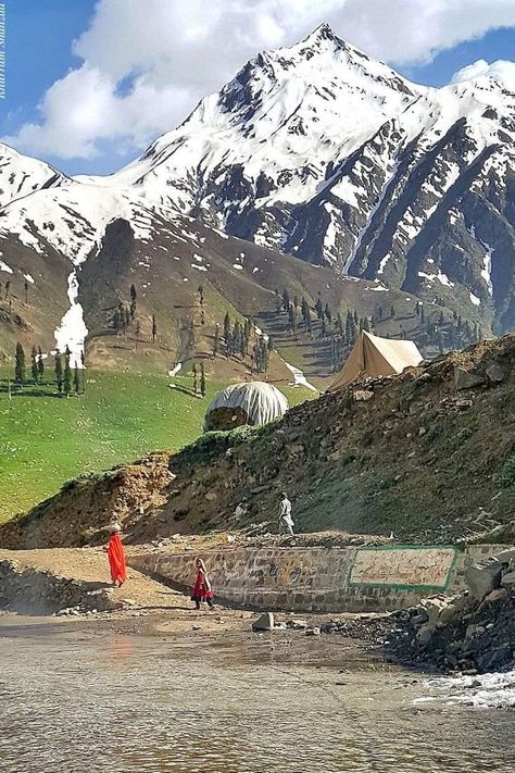 Tiger peak jhalkhad Naran kaghan valley ❤️💕🇵🇰 Explore Pakistan, Naran Kaghan, Kaghan Valley, Gilgit Baltistan, Mount Rainier, Mount Everest, Pakistan, Places To Visit, Natural Landmarks