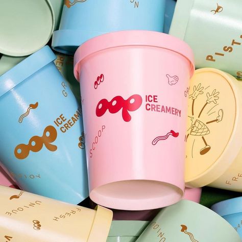 Bites Packaging, Ice Cream Branding, Cream Branding, Ice Cream Pint, Wallpers Pink, Ice Creamery, Ice Cream Packaging, Ice Cream Shop, Brand Board