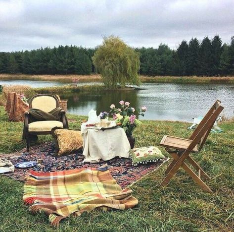 Metal Dining Room, Wood Folding Chair, Chair Pictures, Anne With An E, Lake Water, Living Water, Lawn Chairs, Anne Of Green, Camping Chairs