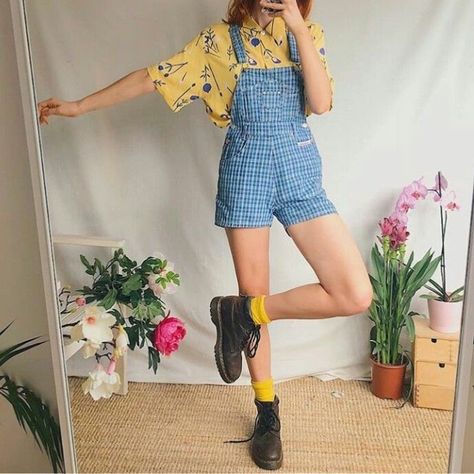 How to Nymphet - Nymphet outfit indspo pt2 - Page 3 - Wattpad Soft Girl Aesthetic Dress, Artsy Fashion Aesthetic, Outfit Ideas Yellow, Vintage Aesthetic Outfits, Plaid Overalls, Artsy Fashion, Fashion Style Inspiration, Cute Overalls, Top Summer Outfits