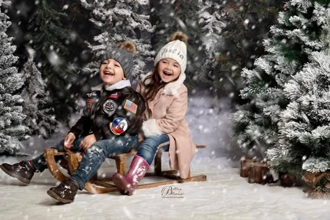 Toddler Photos, Kids Growing Up, Christmas Photoshoot, Snow Scenes, Mini Session, Christmas Photo, Mini Sessions, Christmas Cards Handmade, Decor Christmas