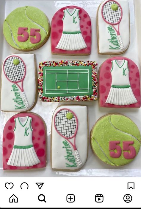 Tennis Cookies, Tennis Vibe, Tennis Ideas, Sports Cakes, Tennis Art, Sport Cakes, Tennis Style, Tennis Team, Cute Baking