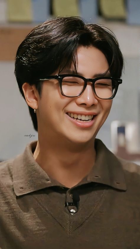 Namjoon Smile Aesthetic, Namjoon Smile Wallpaper, Kim Namjoon With Glasses, Hot Namjoon Pictures, Namjoon Cute Smile, Namjoon Dimples Smile, Rm Dimple Smile, Namjoon Smiling, Namjoon Smile