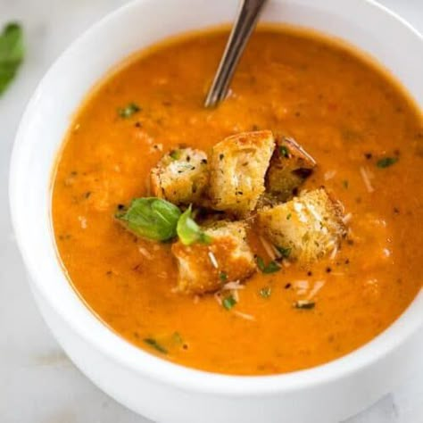 Slow Cooker Tomato Soup, Tomato Basil Soup Recipe, Creamy Tomato Basil Soup, Tastes Better From Scratch, Roasted Tomato Soup, Basil Soup, Tomato Basil Soup, Croutons Homemade, Tomato Soup Recipes