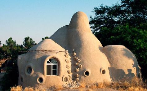 Super Adobe, Eco Construction, Earth Bag Homes, Dome Structure, Earthship Home, Natural Homes, Adobe House, Rammed Earth, Landscape Elements