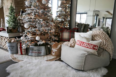 Farmhouse Christmas Tree & Mantel - Styled By Kasey Reclaimed Wood Mantel, Fresh Cut Christmas Trees, Burlap Garland, Farmhouse Ornaments, Tree Collar, Home Themes, Farmhouse Christmas Tree, Farmhouse Holiday, Merry Christmas Sign