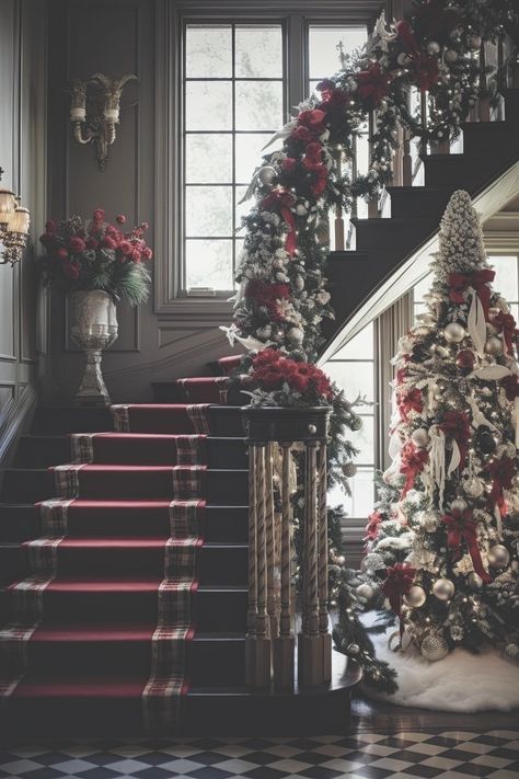 Christmas Decor Victorian House, Victorian House Christmas Decorations, Extravagant Christmas Decor, Victorian House Christmas, Extravagant Christmas, House Christmas Decorations, Victorian House, Christmas Vibes, Victorian Christmas