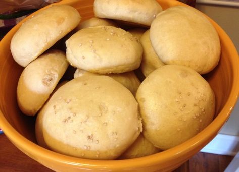 This yeast bread recipe uses potato starch that I keep on hand and makes a soft bun for burgers, dogs, and BBQ sandwiches. Potato Starch Recipes, Starch Recipes, Bbq Sandwiches, Starch Foods, Bbq Sandwich, Yeast Bread Recipes, No Flour Cookies, Recipes Cookies, Potato Bread