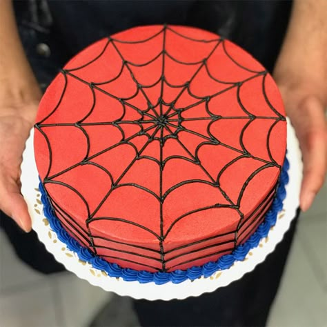 Cakes Funny, Spiderman Collection, Spiderman Background, Cake Spiderman, Funny Spiderman, Spider Web Cake, Spiderman Design, Spiderman Birthday Party Decorations, Spiderman Cupcakes