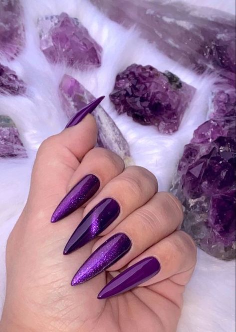 Best Acrylic Nails Purple, Amethyst Nails Color, Dark Purple Glitter Nails Acrylic, February Nails Purple, Dark Purple Nails Coffin, Dark Purple Cat Eye Nails, Dark Purple Nail Art Designs, Dark Purple Stiletto Nails, Purple Nails Designs Glitter