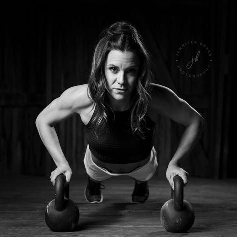 Face-to-face with a personal trainer doing pushups on kettle bells. #jenniferbrakephotography #southbendphotographer #personaltraining #fitness #grit #kfit #fitnessphotography #personalbranding #girlpower Women Fitness Photography, Fitness Portrait, Kettle Bells, Fitness Branding, Gym Photoshoot, Gym Trainer, Gym Photos, Fitness Photoshoot, Fitness Photos