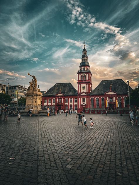 Manheim Germany, Mannheim Germany, Culture Architecture, Stunning Architecture, Travel Culture, Architecture History, German Language, Travel Board, Hilton Head