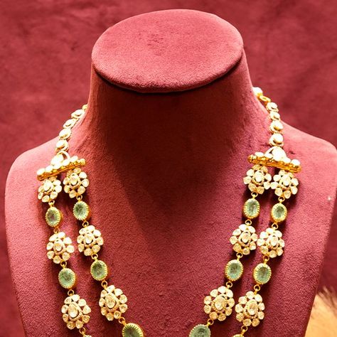 Emerald Polki Necklace, Green Polki Necklace, Hasli Necklace Polki, Victorian Polki Necklace, Victorian Polki Earrings, Royal Plaza, Polki Necklace, Diamond Studs, Luxury Wedding