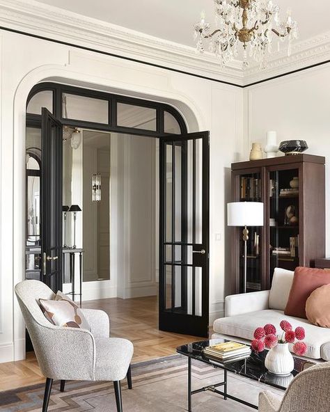 Modern French Interior Design, French Industrial Decor, Modern Parisian Interior, Door Framing, Classic House Interior Design, Luxury Coffee Tables, Parisian Interior Design, Modern Appartement, Nyc Interior Design