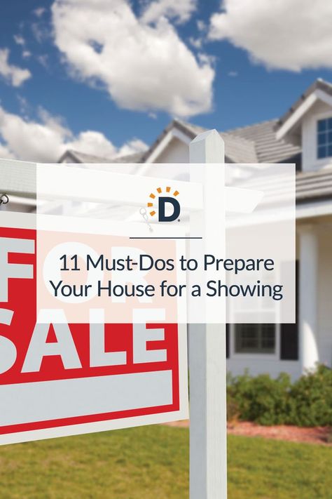 Prepare your house for a showing in 11 steps, plus tips for a speedy sale. #homestaging #homeselling #openhouse For Sale By Owner Tips, House Selling Tips, Moving House Packing, House Sale, Movin On, Moving Home, Selling Tips, Home Selling Tips, Up House