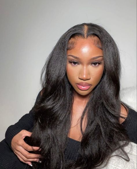 Prom 2k24, Invisible Lace, Curly Lace Front Wigs, Straight Lace Front Wigs, Winter Hair, Straight Human Hair, Baddie Hairstyles, Straight Wig, Natural Hair Color