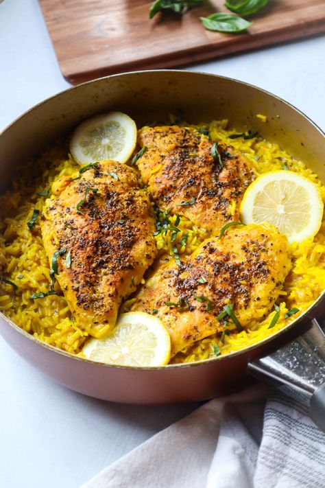 ONE POT LEMON HERB CHICKEN AND RICE Lemon Garlic Chicken Rice, Lemon Curry Chicken, One Pot Lemon Chicken And Rice, Easy One Pot Dinner Recipes, One Pot Dinner Recipes, Garlic Chicken And Rice, Creamy Lemon Garlic Chicken, Lemon Chicken Rice, Dr Food