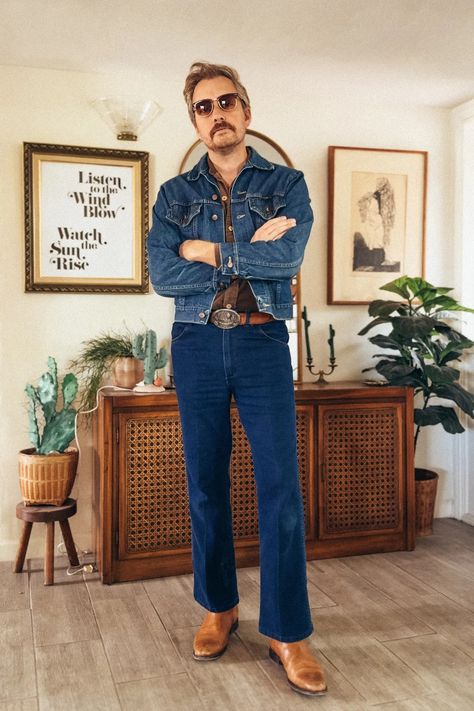 Vintage Denim on Denim and Corduroy Vintage Wrangler Jacket, Grandpa Outfit, 70s Fashion Men, Wrangler Denim Jacket, Cowboy Denim, Denim Jacket Vintage, 70s Denim, Outfit Retro, Modern Inspiration