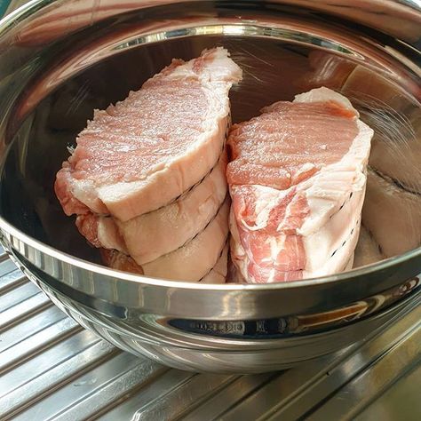 The Secret to Tender Meat (It's Not Salt) Tender Stew Meat, Meat Tenderizer Recipe, Brine Pork Loin, Tenderizing Meat, Pork Crockpot Recipes, Pork Marinade, Family Supper, Quiche Recipes Easy, Tender Meat