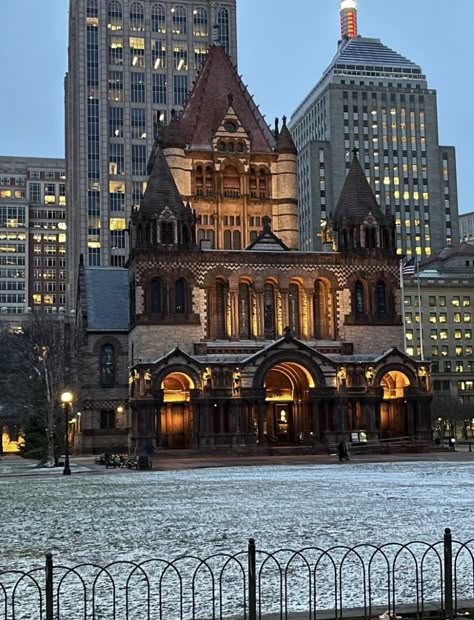 Boston Astethic, Boston Massachusetts Aesthetic, Boston Buildings, Boston Back Bay, Boston In The Fall, Boston Bucket List, Massachusetts Aesthetic, Boston Aesthetic, Massachusetts Travel