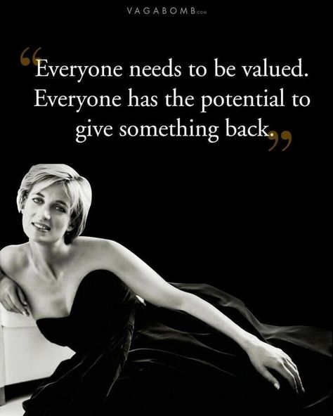 Famous Life Quotes, Diana Makeup, Princess Diana Quotes, Diana Quotes, Queen Diana, Freetime Activities, Princess Diana Fashion, Princess Diana Family, Princess Diana Photos