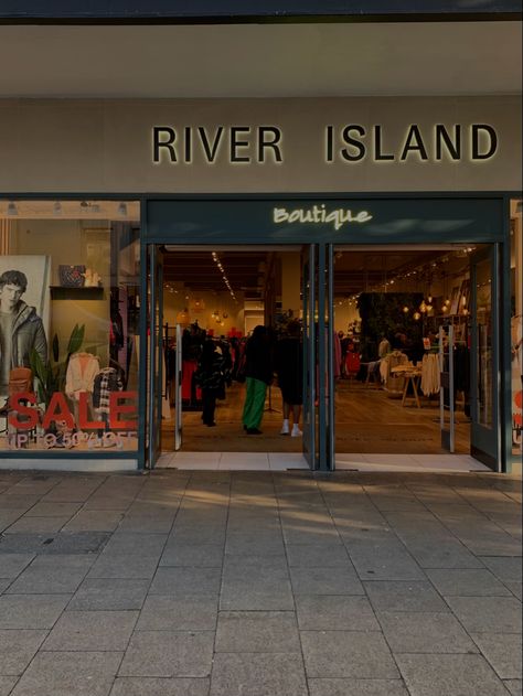 UK, Portsmouth. Your Silence, Marketing Project, Island Aesthetic, Boutique Sales, Portsmouth, River Island, Marketing, Boutique