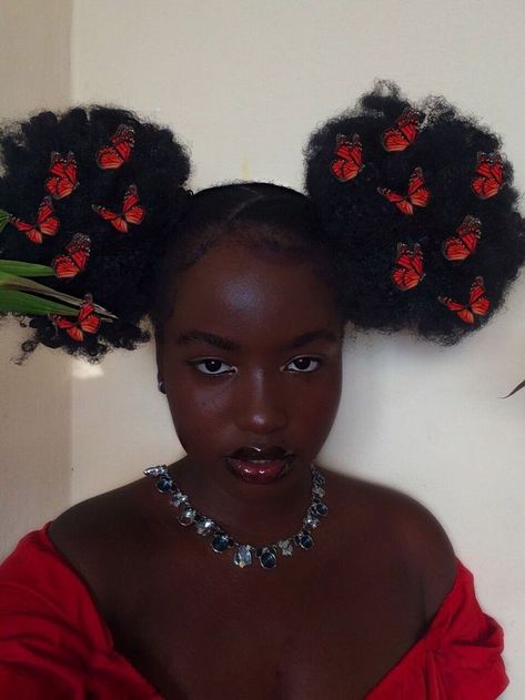 Afro Bun Hairstyles, Wig Black Women, Afro Puff Hairstyles, Senegalese Braids, Afro Bun, Black Women Afro, Knotless Braid, Afro Puffs, Natural Hair Accessories