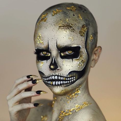 KIMBERLEYMARGARITA👽 auf Instagram: „You guys wanted a skull.. so I tried my best lol 💀🖤✨ leave other requests for Halloween looks below! ✨ nails are custom made by…“ Artsy Makeup, Bald Cap, Fall Makeup Tutorial, Halloween Makeup Diy, Makeup Portfolio, Doll Faces, Horror Makeup, Power Of Makeup, I Tried My Best