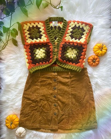 Crochet Button Up Vest Pattern Free, 70s Crochet Granny Square, Crochet Vest With Buttons, 70s Crochet Vest, Crochet Workspace, Crochet Flower Vest, Crochet Vest Granny Square, 70 Crochet, Crochet For Charity