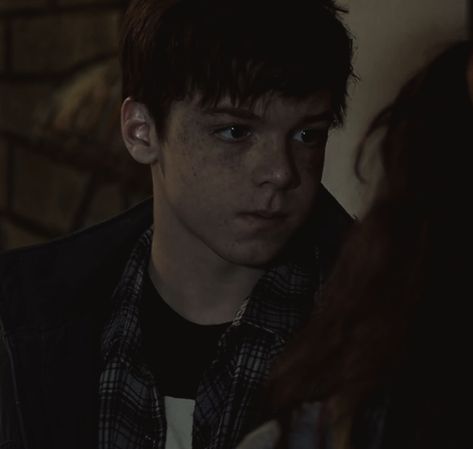 Shameless Season One Ian Gallagher, Ian Gallagher Season 1 Cute, Ian Gallagher Icons Season 1, S2 Ian Gallagher, Season 1 Ian Gallagher, Ian Gallagher Season 1, Shameless Season 1, Cam Monaghan, Shameless Season