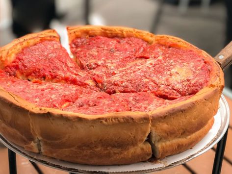 Chicago’s Deep Dish Pizza Isn’t Fully Rooted In Chicago After All Pizza In Chicago, Chicago Style Deep Dish Pizza, Chicago Deep Dish Pizza, Chicago Style Pizza, Pizza Style, Chicago Pizza, Types Of Pizza, Chicago Food, Deep Dish Pizza