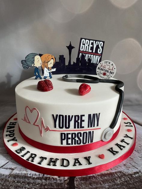 Greys Anatomy Bridal Shower Ideas, Greys Anatomy Bachelorette Party, Greys Anatomy Party Ideas Decoration, Greys Anatomy Themed Party, Greys Anatomy Birthday Cake, Greys Anatomy Party Ideas, Greys Anatomy Party, Greys Anatomy Gifts, 14th Birthday Cakes