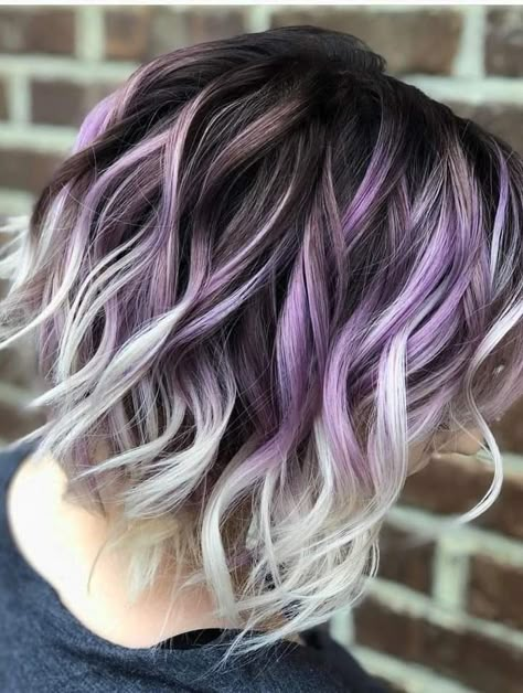 Lavender Grey Hair, Purple Blonde Hair, Edgy Undercut, Purple Hair Highlights, Light Purple Hair, Styles For Short Hair, Undercut Styles, Hair Color Unique, Creative Hair Color