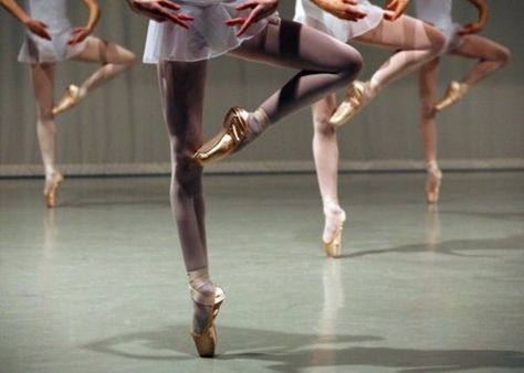 Paris Opera Ballet, Ballet Academy, Ballet Beauty, Ballet Inspiration, Ballet School, Dancing Aesthetic, Ballet Class, Ballet Beautiful, Tiny Dancer